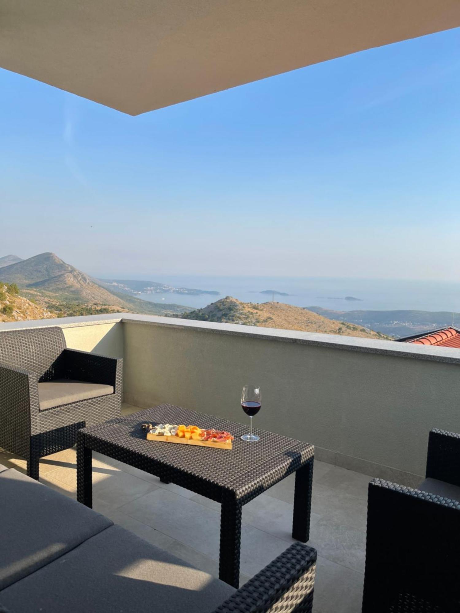 Bellavista Villa Ivanica Eksteriør bilde