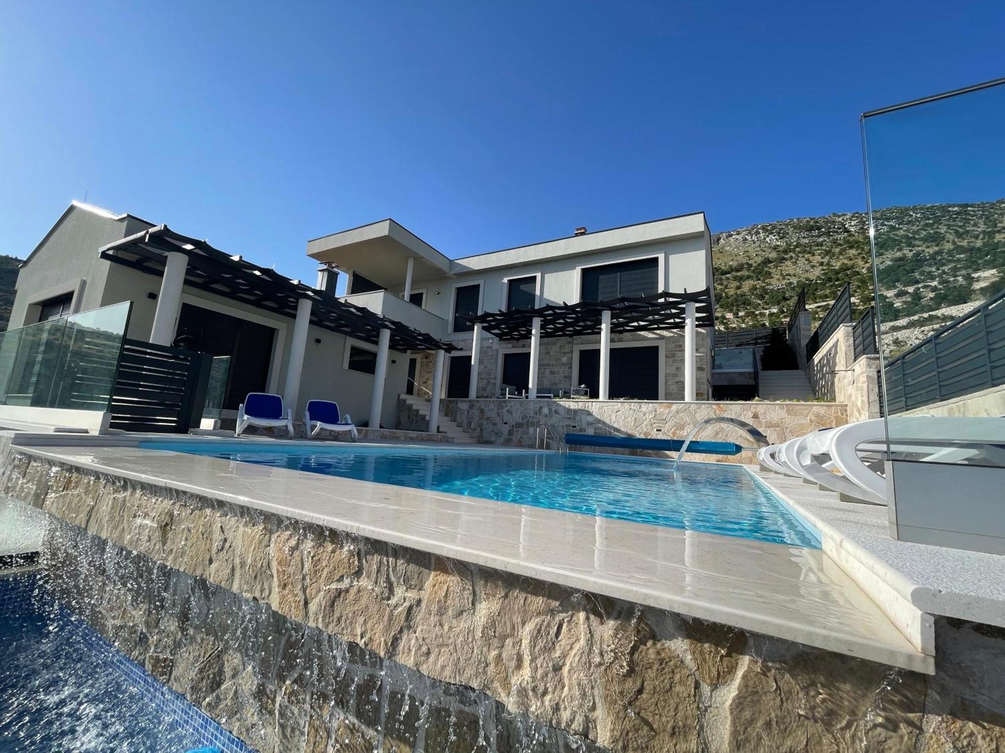 Bellavista Villa Ivanica Eksteriør bilde